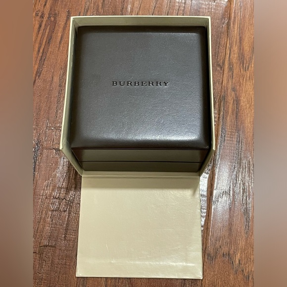 AUTHENTIC BURBERRY adjustable watch - Picture 5 of 12